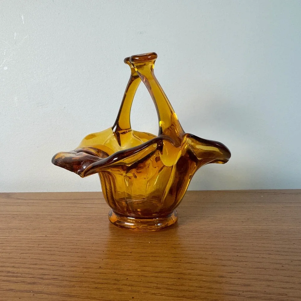 Amber Glass Basket Decorative Candy Dish Collectible Vintage‎ Handled Vase